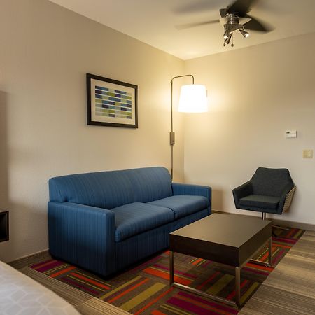 Holiday Inn Express & Suites Deer Park By Ihg Exterior foto